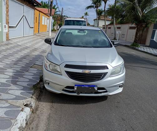 CHEVROLET ONIX 1.0 MPFI JOY 8V FLEX 4P MANUAL CHEVROLET ONIX 1.0 MPFI JOY 8V FLEX 4P MANUAL
